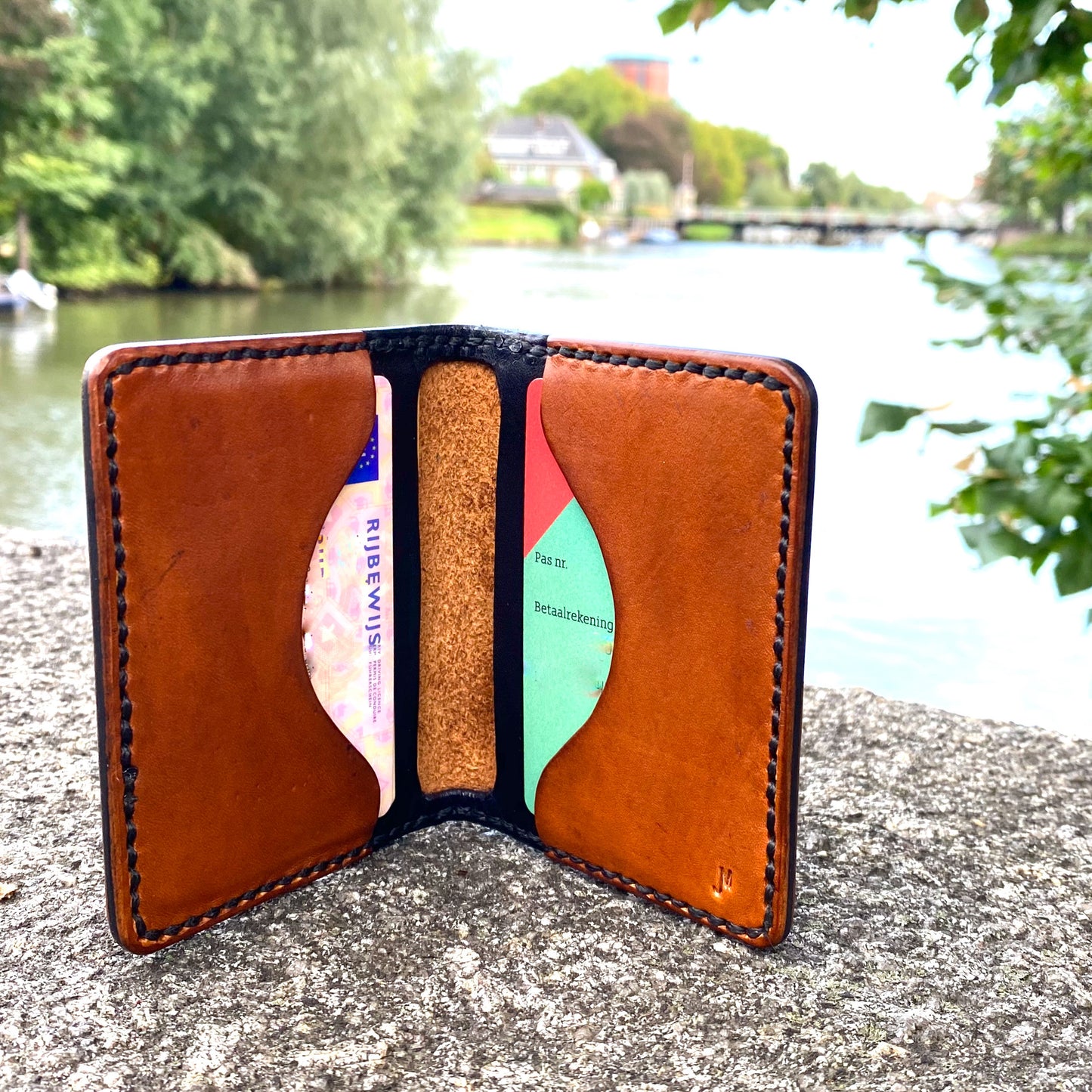 Flip wallet