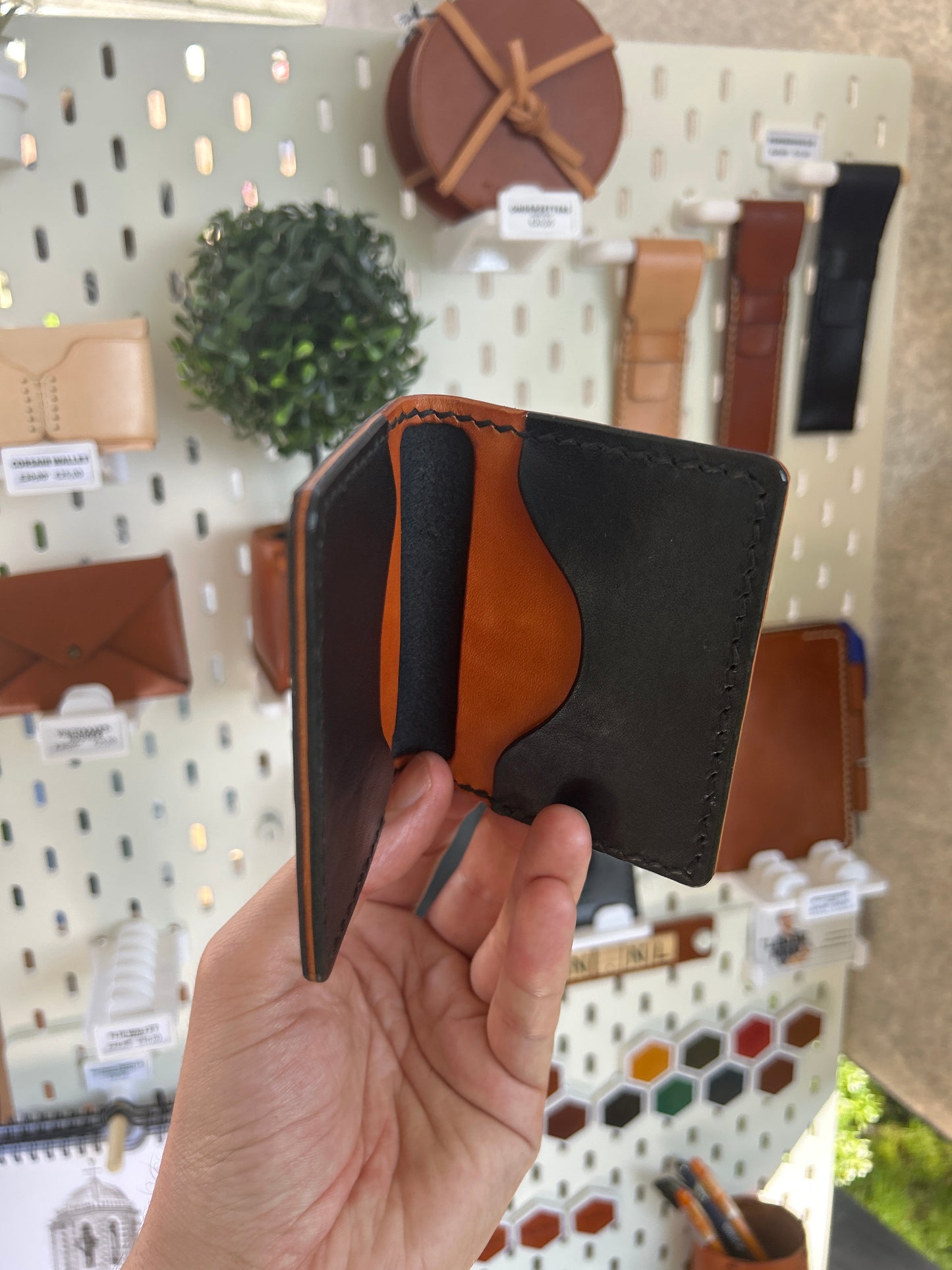 Flip wallet